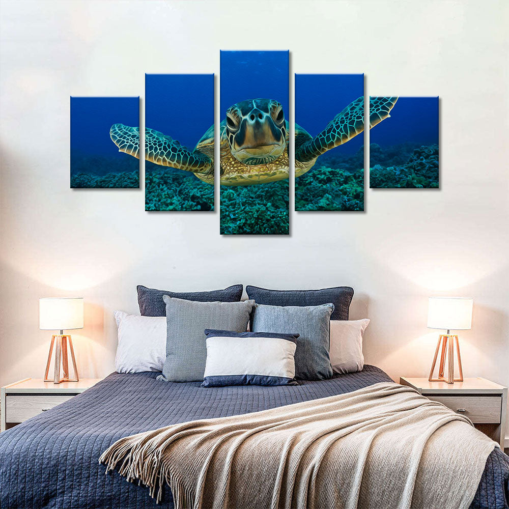 Sea Turtle Swimming In Blue Ocean Canvas Wall Art