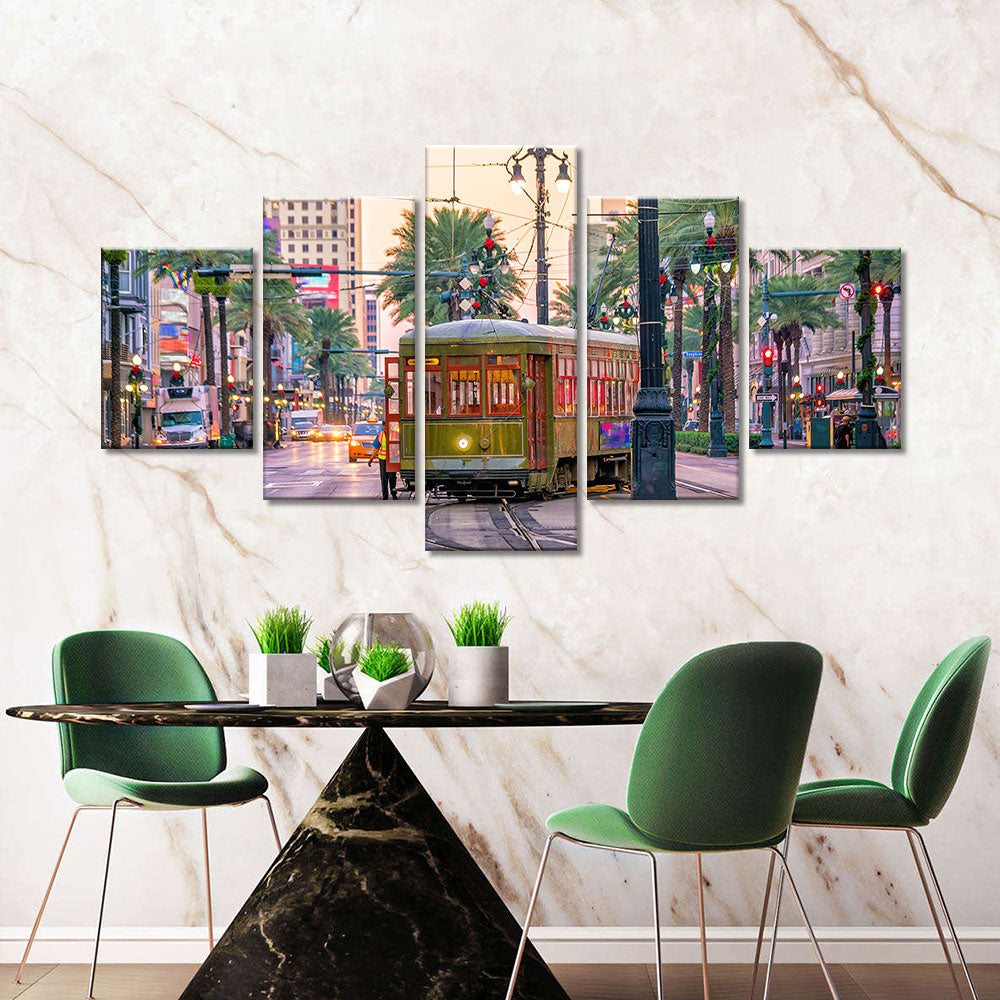 Streetcar in New Orleans Canvas Wall Art