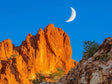 Red Rock Moonrise Canvas Wall Art - A Stunning Tribute To Nature's Majesty